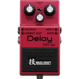 Boss DM-2W Гитарная педаль дилей